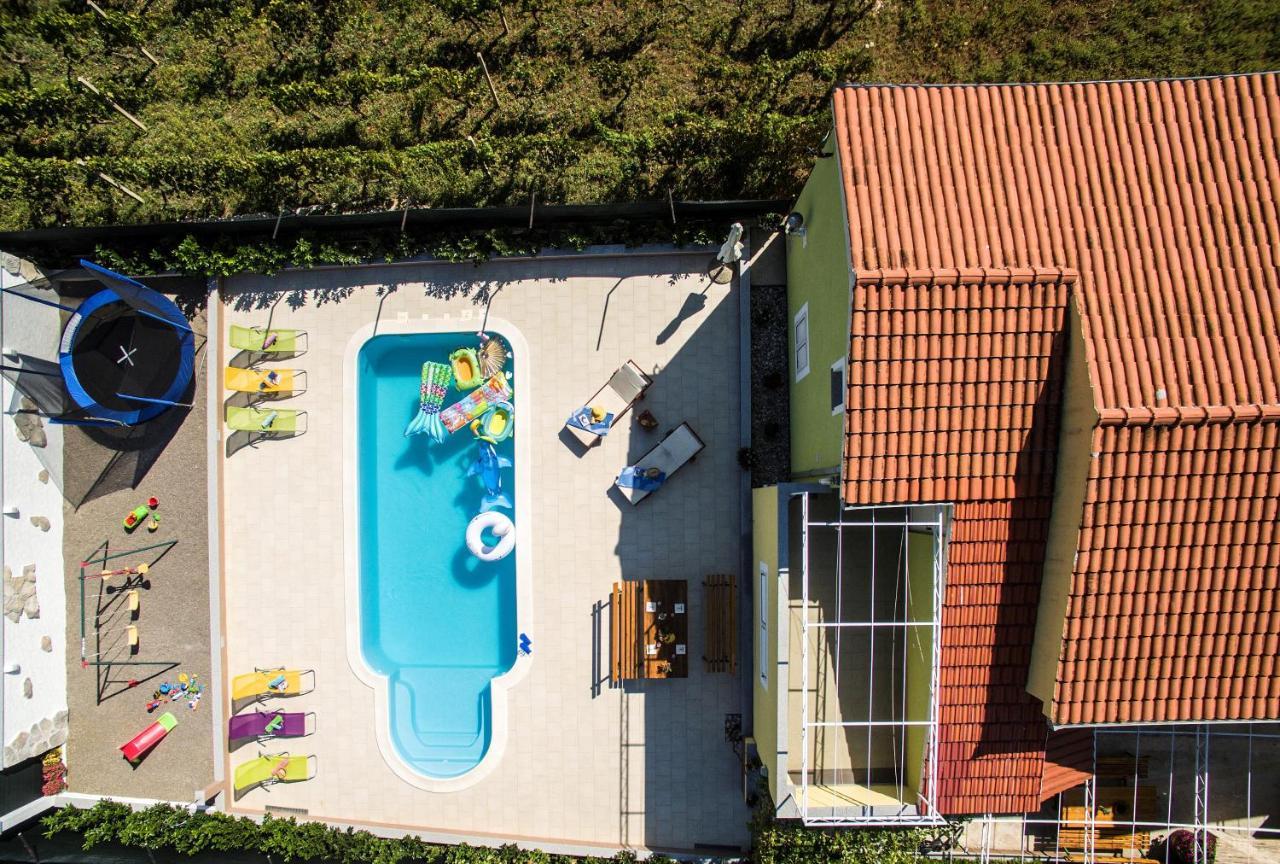Holiday Residence Maja Katuni Dış mekan fotoğraf